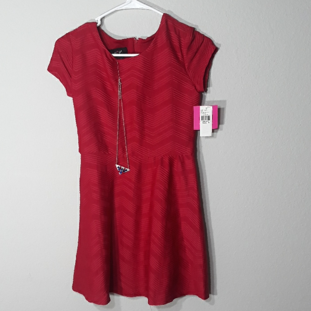 i . n .  girl red dress . necklace included .